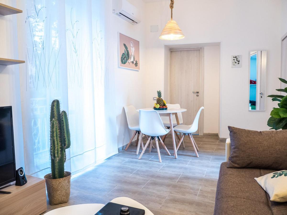Chiaia Premium Flat, Naples Center, Near Seaside Apartment Exterior photo